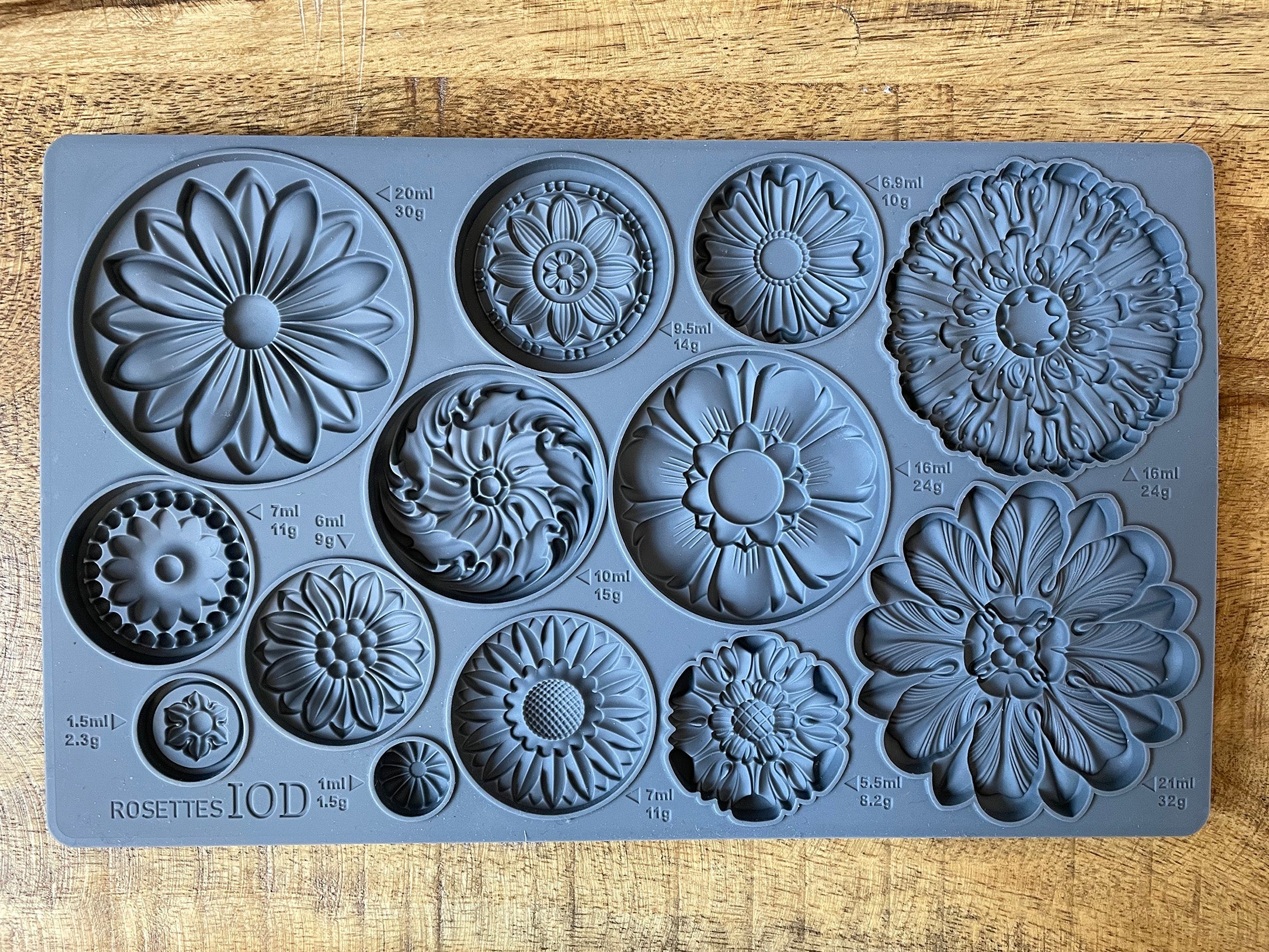 Dainty Flourishes 6X10 IOD Mould™ - Iron Orchid Design – Accidental ArtMaker